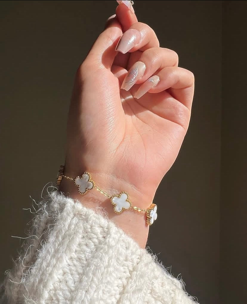 Clover Bracelet